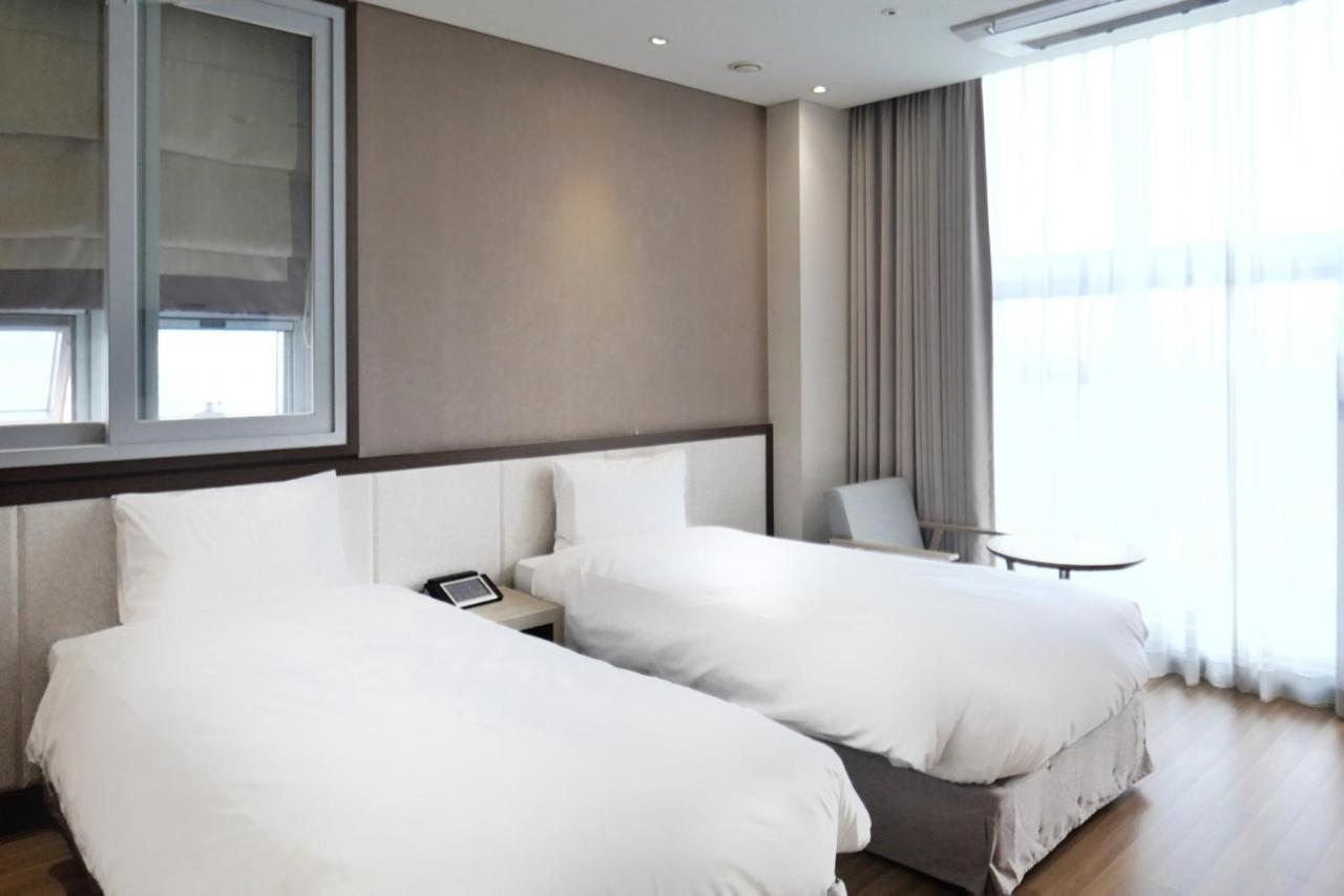 Rosana Hotel Seoul Exterior photo